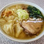 支那そばや - 支那そばや（塩ワンタンめん 950円）