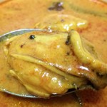 SPICY CURRY 魯珈 - マラバール風牡蠣カレーのアップ