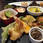 鶏料理ひとりひとり - 