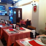 Yıldız Turkish Restaurant & Bar ユルディズ トルコレストラン - スタイリッシュな雰囲気の店内