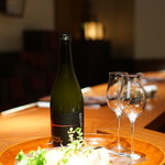 とっぴんぱらりのぷ - 山本のスパークリングと桃のペアリング