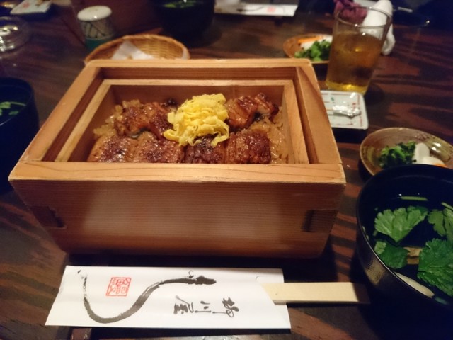 柳川屋 中洲本店 やながわやほんてん 中洲川端 うなぎ 食べログ 柳川屋 中洲本店 やながわやほんてん 中洲川端 うなぎ 食べログ