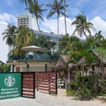 Starbucks - ビーチから見るスタバ