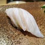 天寿し - ヒラメのエンガワ