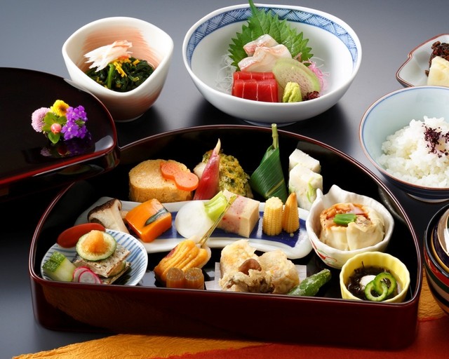 お弁当 光悦(こうえつ)
