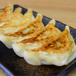 餃子会館 - 焼き餃子（6個）＠税込324円