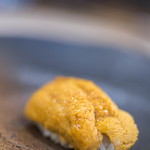 三笠鮨 - 蝦夷紫海膽（えぞむらさきうに）