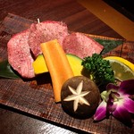 Yonezawa Gyuu Sumi Biyakiniku Uesugi - 