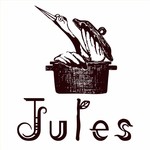 西洋料理 Jules - 「自由→翼→鳥→縁起物の鶴」となり、鍋から鶴が出てくるロゴ