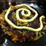 Okonomiyaki Chiyo - お好み焼き。キムチ。マヨネーズ乗せ。