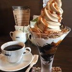 ヒロ コーヒー - 珈琲パフェ+日替わりコーヒー