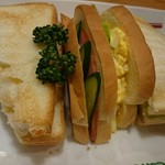 Komeda Kohi Ten - ミックストースト。