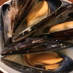 Matsumi - ムール貝のワイン蒸し