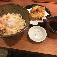 自家製粉石臼挽きうどん 青空blue 本店 - ちく天ぶっかけうどん980円（税込）