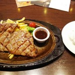gurasudansu - 豪快！牛リブロース肉のグリル（250g）