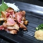 ロマンザレーン - 宮崎鶏の炭火焼タタキ風