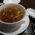 新中国料理 HARAKAWA - キノコのスープ