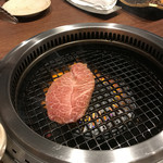 焼肉虎龍 浪漫亭ROMANTEI - 特上ミスジ焼くよ～！