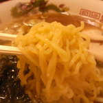 Arigataya Shiyokudou - 麺アップ