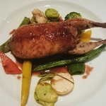 ビストロ　アギャット - 仏産ウズラと温野菜