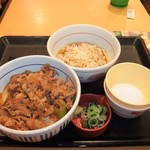 Nakau - 【ランチセット】和風牛丼＋小うどん冷やし（＋こだわり卵）
