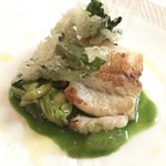 ヒラメのソテー あさりとツルムラサキのソース