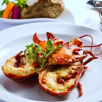 オマール ロブスター グリルまたはボイル