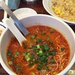 横濱ハイハイ樓 - ランチセット 半ラーメン（ハイカラ）。