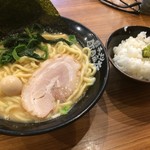 町田商店 - ラーメン並＋ライス（ランチサービス）