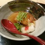 鱧とフォアグラの餡かけ