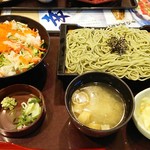 和食レストランとんでん - オホーツク丼1,100円と茶そば400-100円(セット値引)=1,400円。食べてしまいました