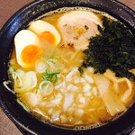 中華蕎麦 御輿 - 中華蕎麦 (太麺と細麺を選択可能)