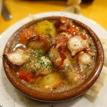 YAICHIRO - タコとプチトマトのアヒージョ
