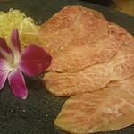 焼肉虎龍 浪漫亭ROMANTEI - 特上ミスジ(4人分)