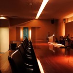 バー ル・サロン - 店内の雰囲気(めったに写せないお客さんがいない風景)