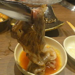 焼肉虎龍 浪漫亭ROMANTEI - Ａ5サーロインの焼きしゃぶを器にドブンっと！！