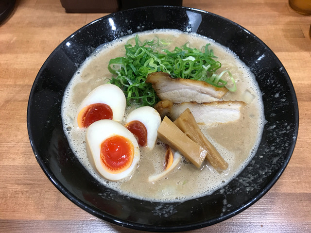 らーめん専門店 ドラゴンマン 西中島店 （らーめん専門店 Dragon MAN