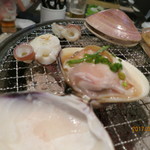 どうげん - 肉厚な帆立貝に蛤