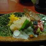 花月 - お造り。これは美味しかったし、醤油も凝ってた。