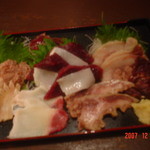 鯨刺身10部位盛り合わせ