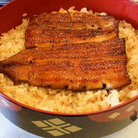 鰻割烹 伊豆栄 本店 - 伊豆栄の殿重（とのじゅう）　鰻が二段☆