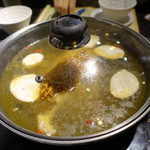 Kum Lo Hotpot - 金撈特製ダシで上品な鴨鍋