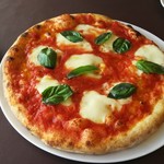 イタリア料理ペペロネ - マルガリータ 1,188円♪