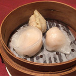 ジョーズ シャンハイ ニューヨーク - 本日の蒸し点心三種盛り合せ