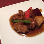 ジョーズ シャンハイ ニューヨーク - 黒酢の酢豚