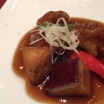 ジョーズ シャンハイ ニューヨーク - 酢豚のアップ