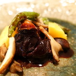 カンパーニュ - 牛ほほ肉の赤ワイン煮込み