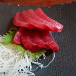 ぶにせ家 - マグロ刺（850円）