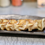 サッポロラーメン エゾ麺ロック - ギョウザ