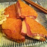ハムカツチーズサンド￥３５０−